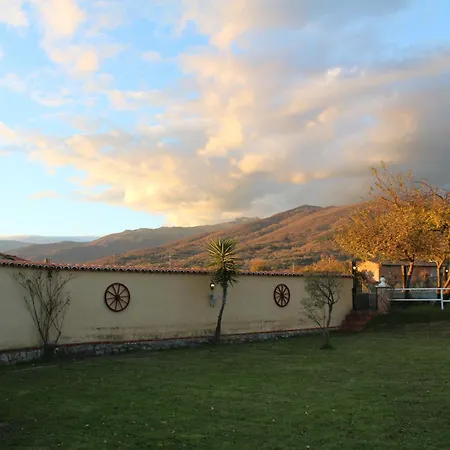 Casablanca Villa Candeleda